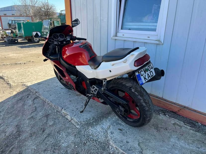 1996 Kawasaki Ninja 600 ZX-6R