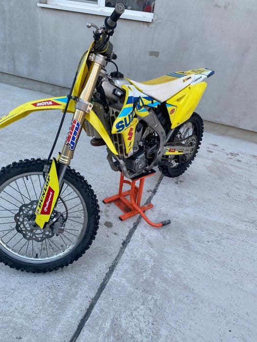 Cross Suzuki RMZ