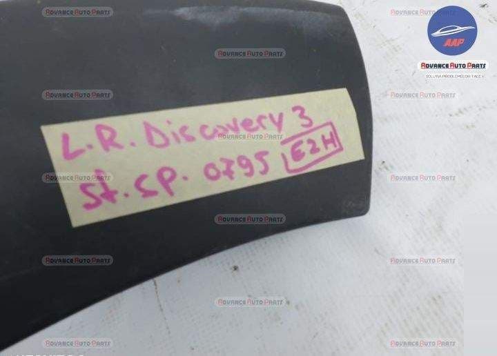 Bandou overfender stanga spate 2004-2009 originala Land Rover  Defende