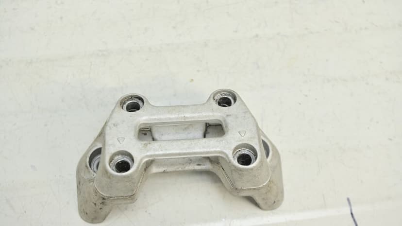 Riser Superior Inferior Prindere Ghidon Ducati Monster 696