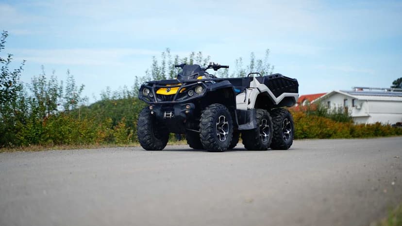 Atv Can Am 6x6 cu bena