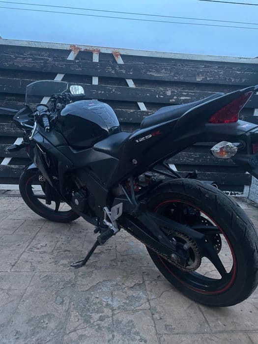 Honda CBR 125R 2017