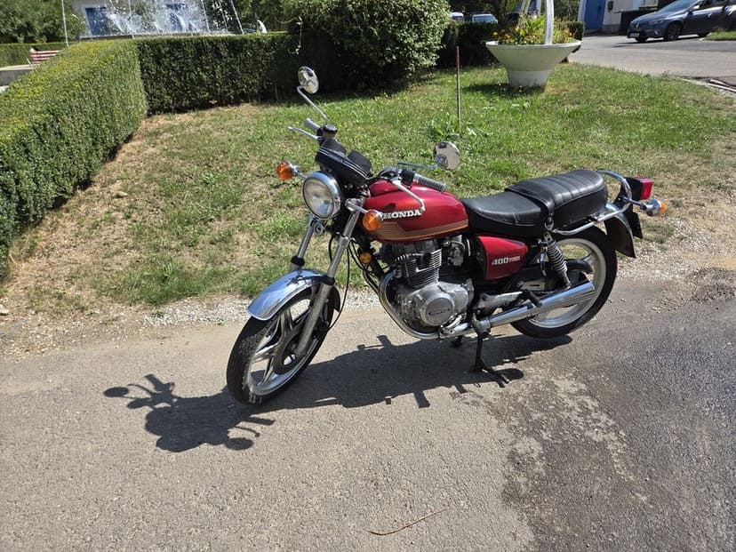 Honda cb 400 twin