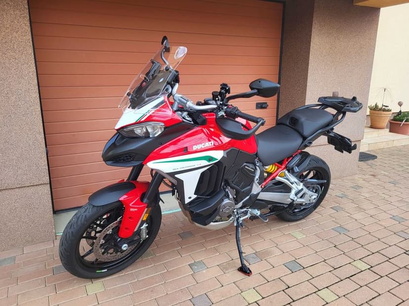 Ducati multistrada v4 travel