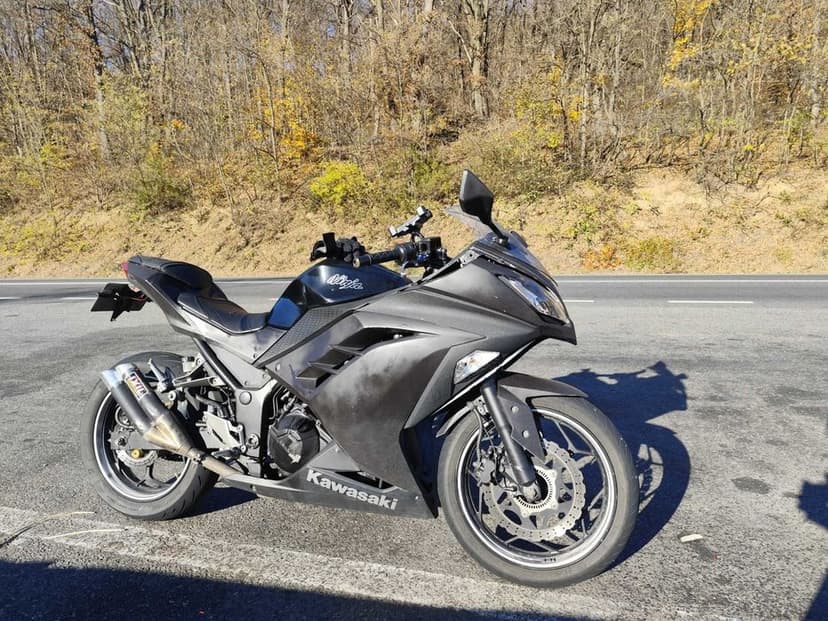 Kawasaki ninja 300