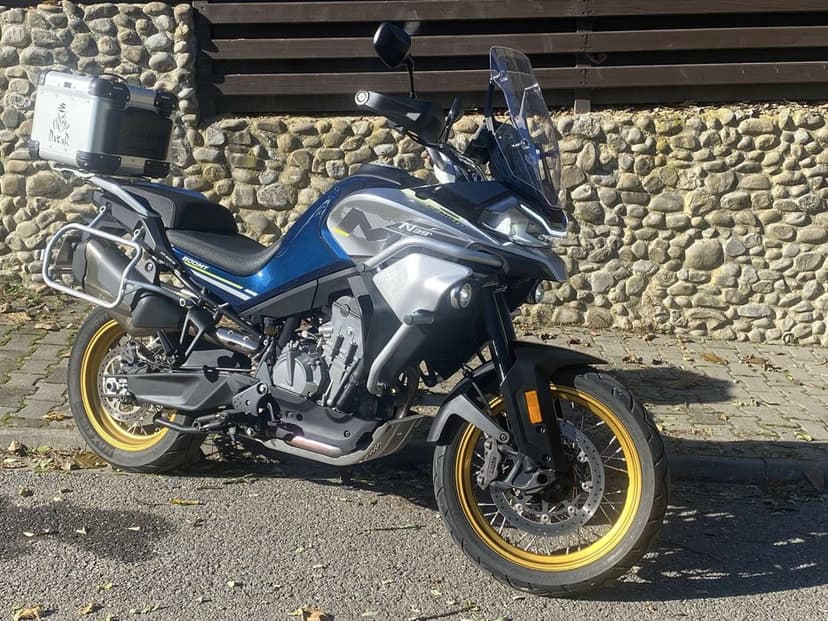 CFMOTO 800 MT Explore. Cfmoto 800mt