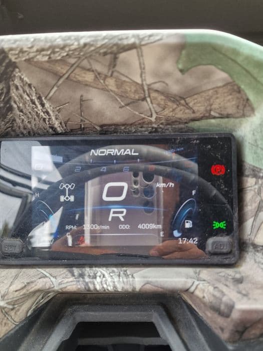 Vând Buggy  CFmoto  Uforce 1000XL MY2023