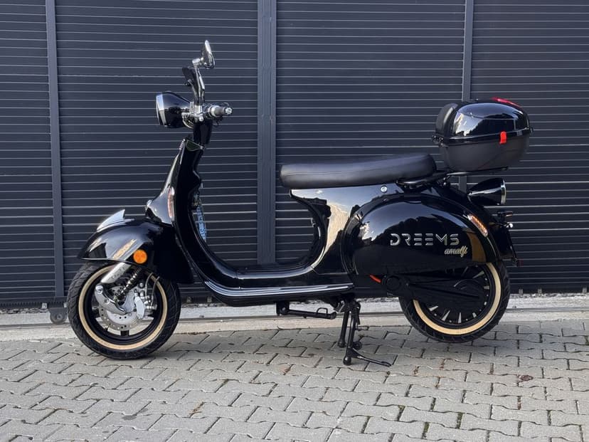 Scuter electric ~DREEMS AMLFI S~ 75km/h Autonomie 75km (Vespa)