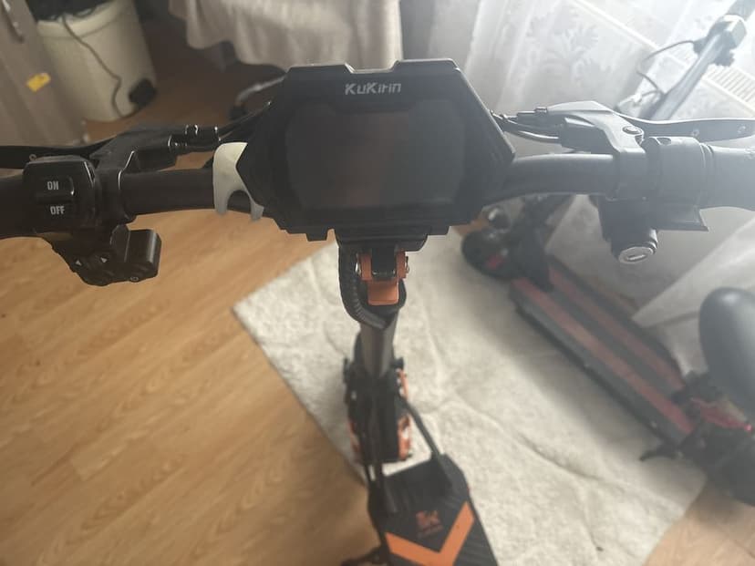 kukirn g2 max stare foarte buna , roti noi fata spate, placute,discuri