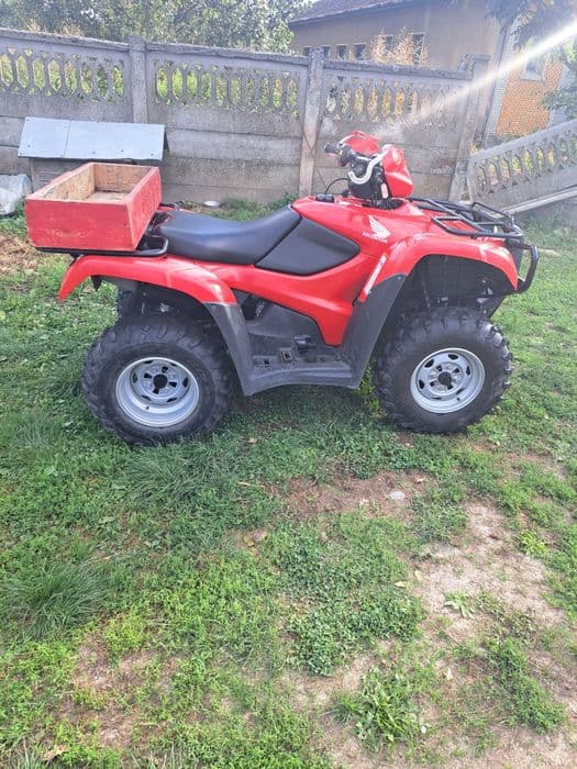 Vând atv Honda trx 500