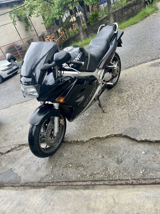 Honda VFR 750