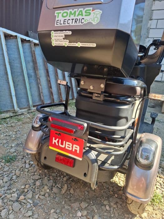 Scuter electric 3 roti