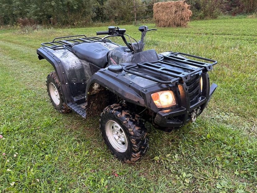 Atv hisun 700cc 4x4