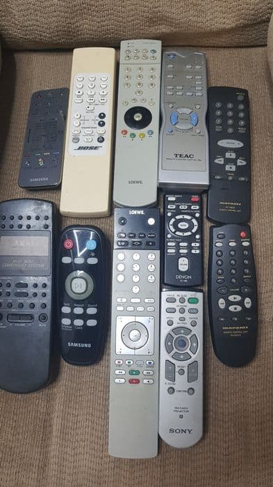 Telecomanda sony rm-pjm12,toshiba,hp,a/c,videoproiector