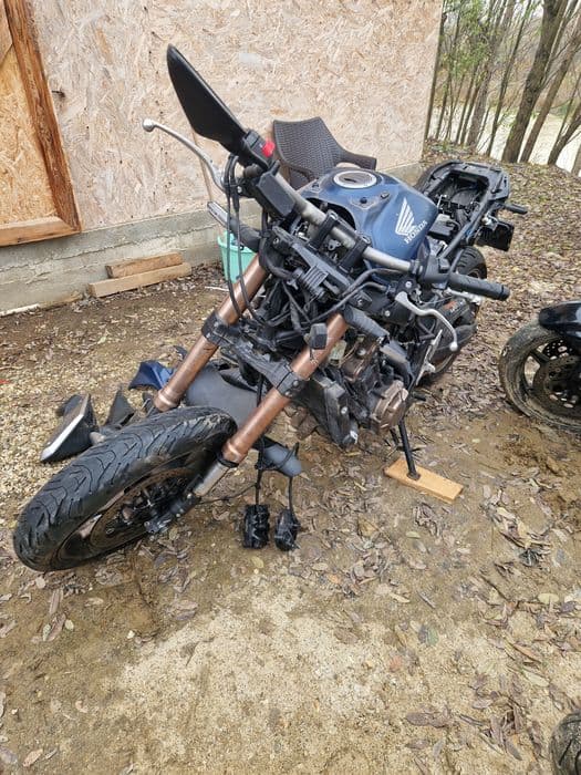 Vand Piese Honda CB 650 RA  2022