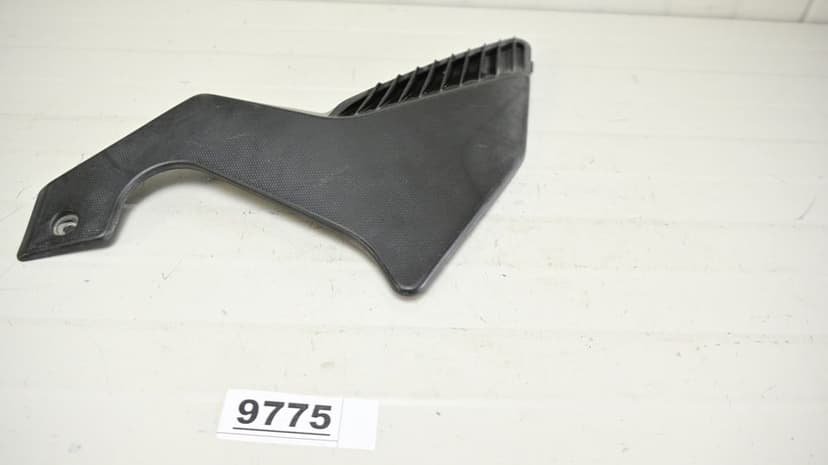 Honda VFR1200F 2010 Carena Plastic Dreapta Fata