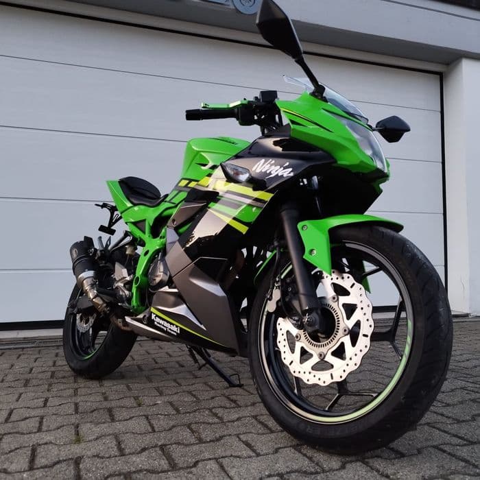 KAWASAKI NINJA 125 2020 (nu yamaha / honda / yzf/mt / aprilia)