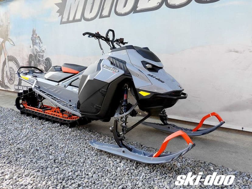 Snowmobil Ski-Doo Summit X 850 E-TEC SHOT Touchscreen 154 2026 Second
