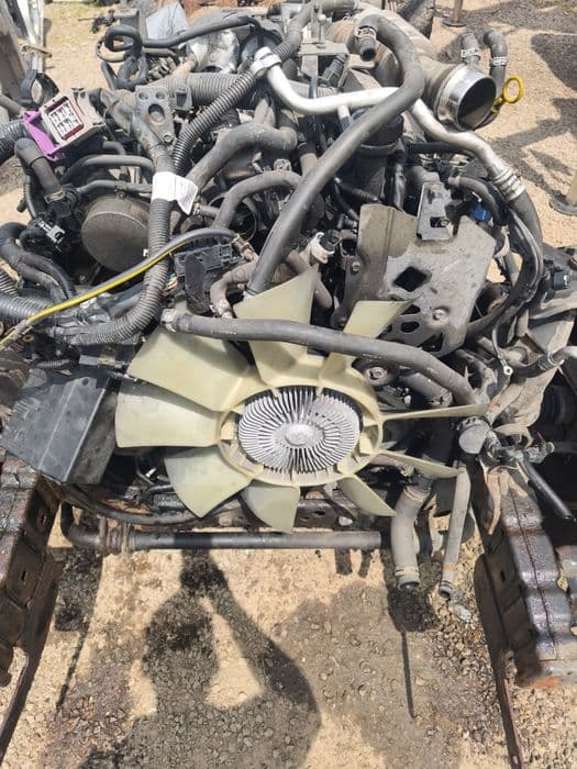 Motor nissan navara pathfinder cabstar maxity 2.3 2.5 3.0 V6 V9X