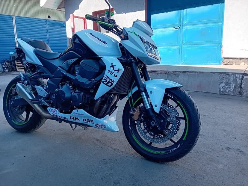 Kavasaki z750 2010