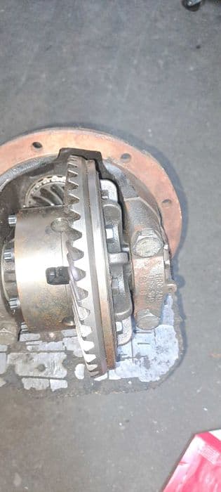 Grup cu autoblocant land rover defender