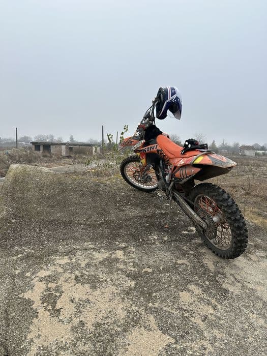 Vand Ktm 250 sxf Defect!nu porneste!!