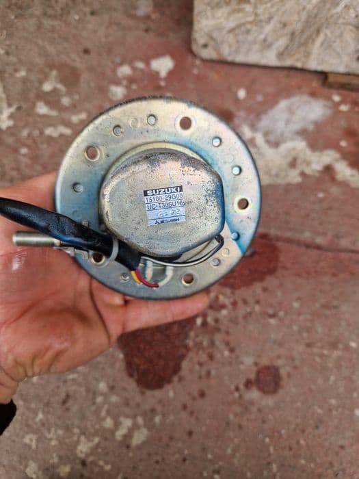 Vand Pompa Benzina Suzuki GSX-R 600 K5 2005