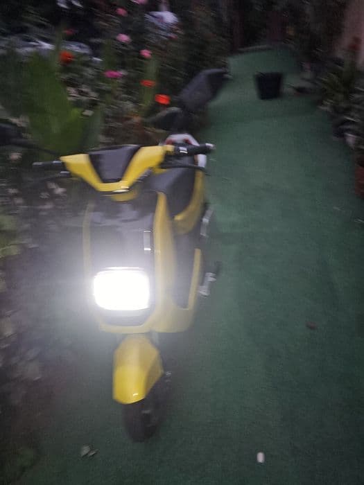 Vând scuter next nx1