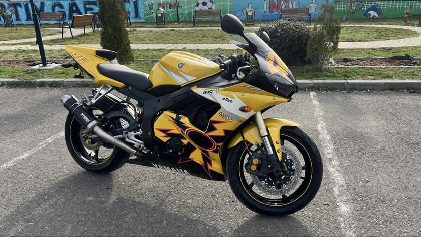 Yamaha R6 2005 Limited Edition Rossi Edition nr 1820