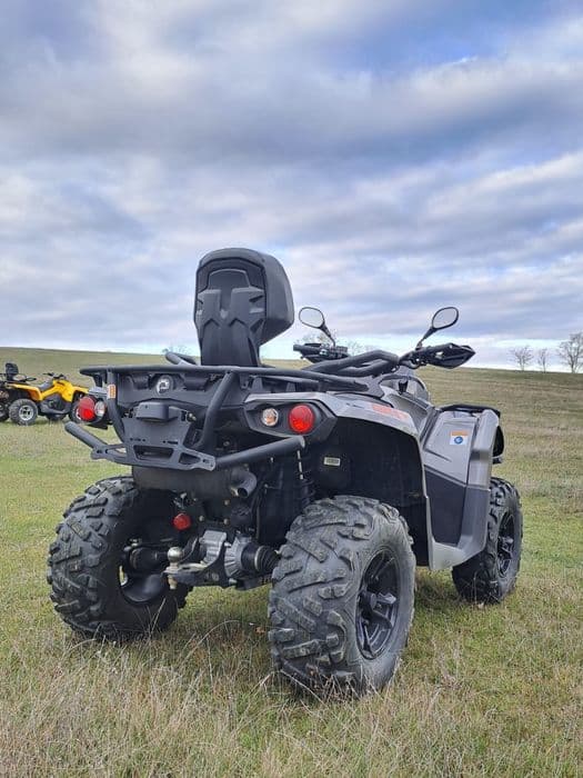 Can-Am Outlander 570Max XT