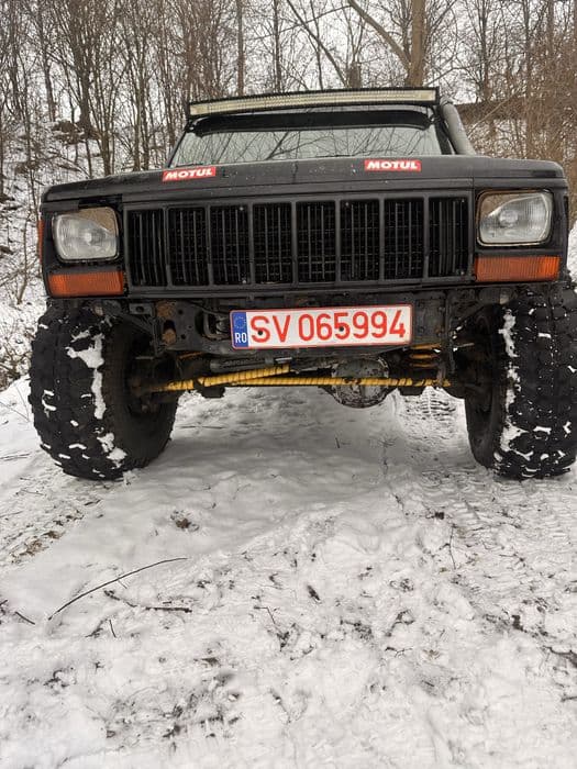 Vand jeep cherokee xj 4.0 benzina