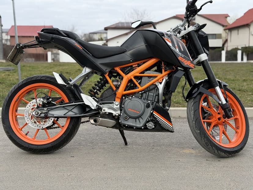 KTM Duke 390 2015 ABS A2 stare foarte buna gata de sezon