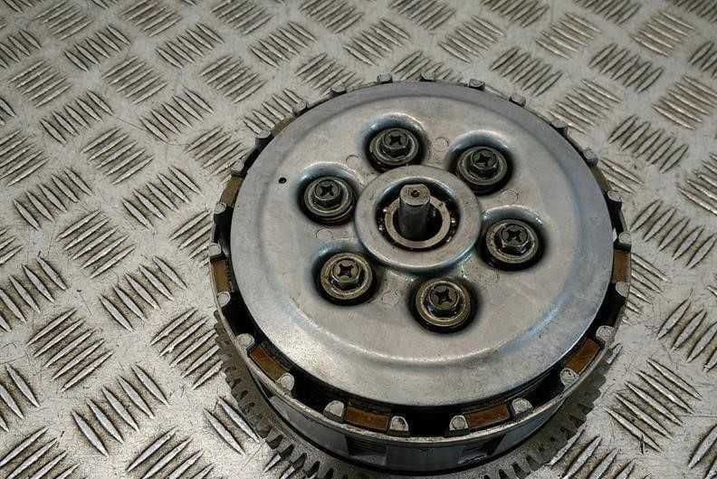 Ambreiaj complet Yamaha FZ6 600 FAZER (2004-2010)