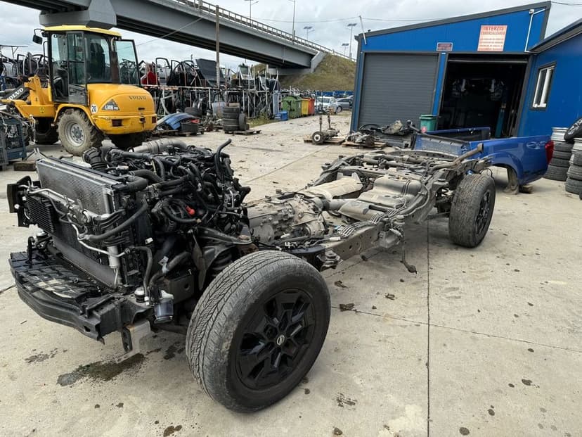 Sasiu Nissan Navara D23 2015-2024 10.000KM