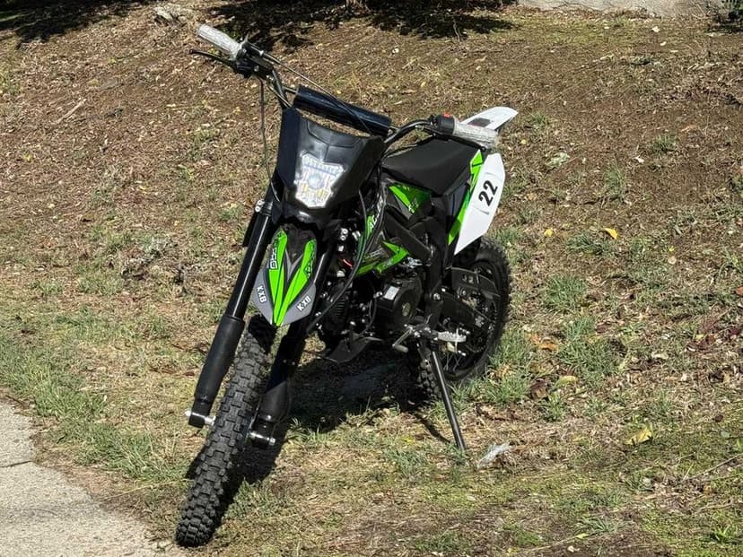 Motocicleta Cross Dirt Bike KXD 140cc Pornire Buton Germania Garantie