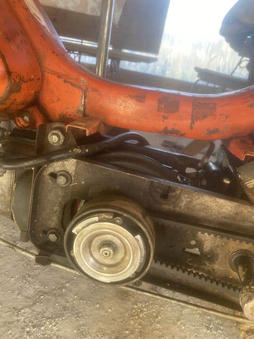 vand/dezmembrez piaggio bravo nefunctional