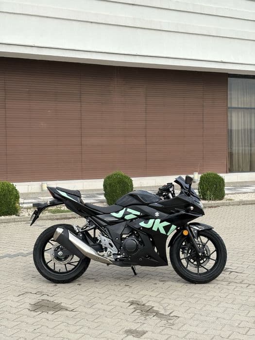 Suzuki GSX 250 R 2019 ABS fata-spate (cat A2)