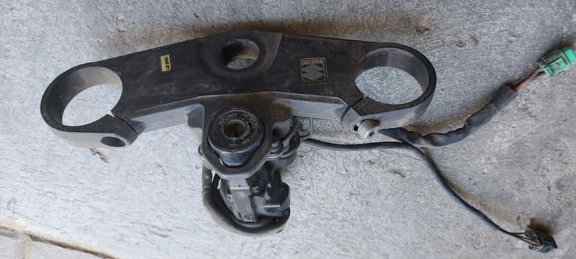 Piese suzuki gsxr 1000 k5 k6