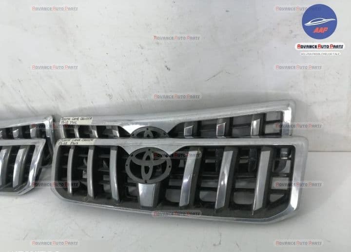 Grila centrala originala Toyota  Land Cruiser  J100 [facelift] [2003 -