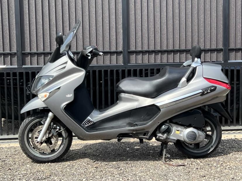 Scuter PIAGGIO va X-evo 125 cc RATE Fara Avans