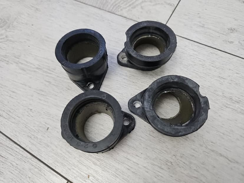 Flanse admisie Kawasaki ZX-7 / ZR750 / ZR-7s