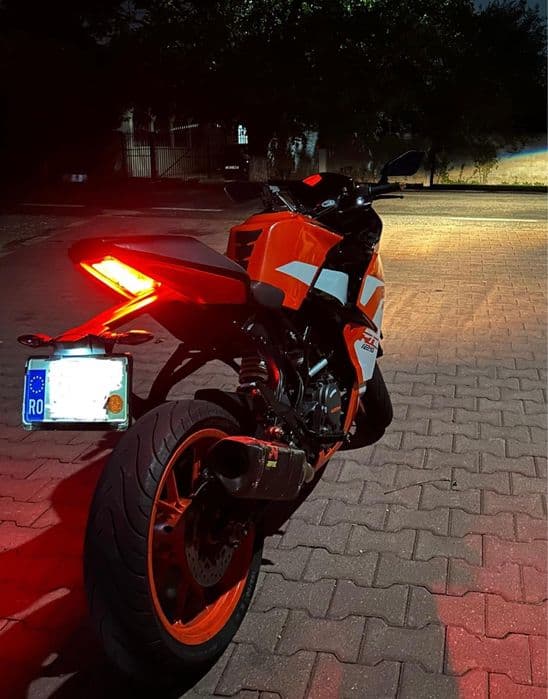 KTM  RC  125  2018