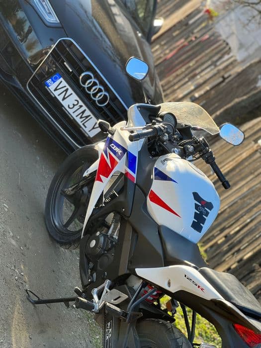 Vand Honda Cbr125R 2013