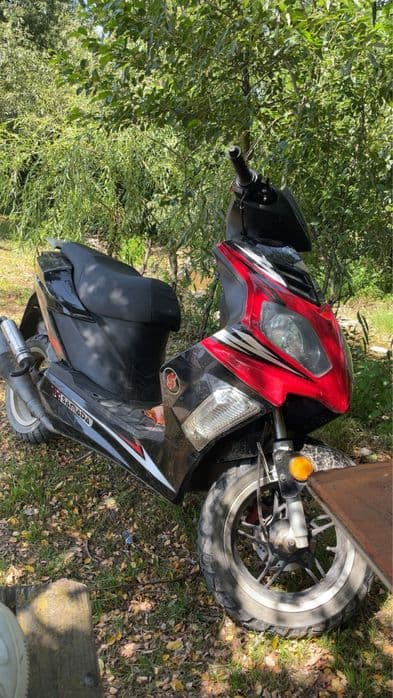 Scuter 49cc perfect functionabil