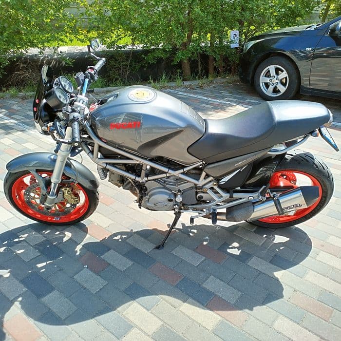 Ducati Monster 800 S i.e. Senna