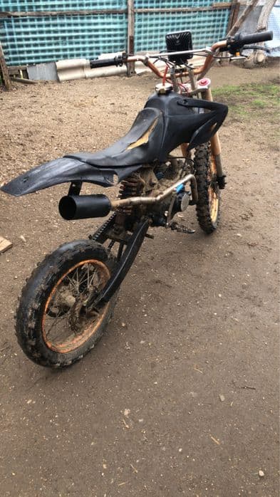 Vand sau schimb cu atv