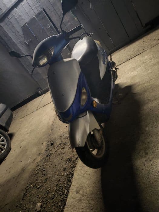 De vanzare scuter chimco 49cc