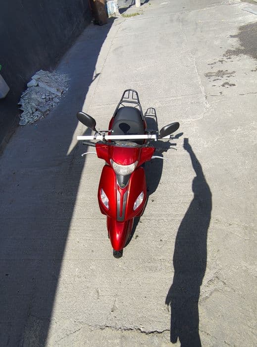 Vand sau schimb pentru piese Scuter Apec PS3