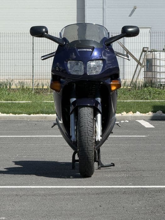 Honda vfr 750 F RC36