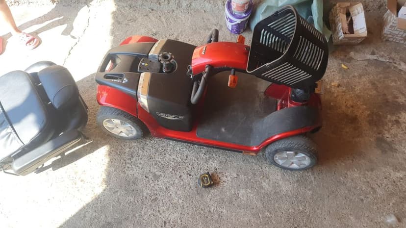 Cărucior/scooter electric  Victory Pride persoane cu dizabilități